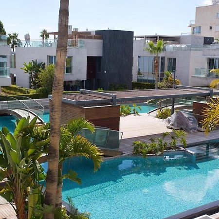 Opera Exclusive Apts By Trulycyprus Limasol Buitenkant foto