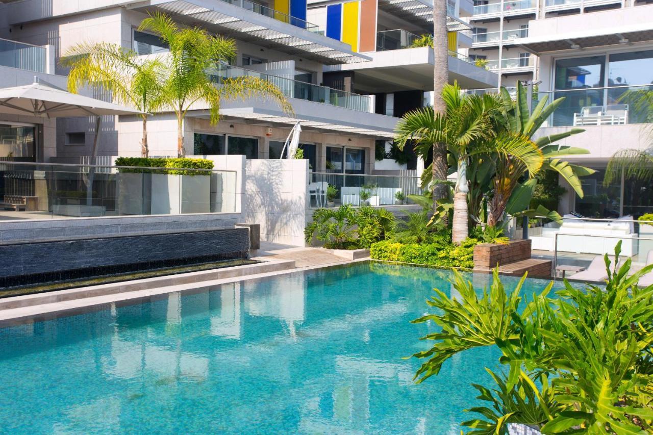 Opera Exclusive Apts By Trulycyprus Limasol Buitenkant foto