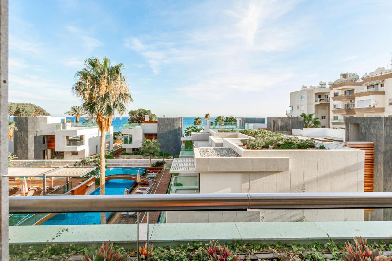 Opera Exclusive Apts By Trulycyprus Limasol Buitenkant foto