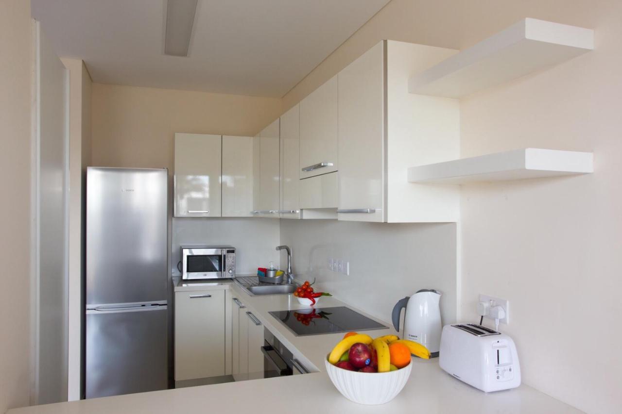 Opera Exclusive Apts By Trulycyprus Limasol Buitenkant foto